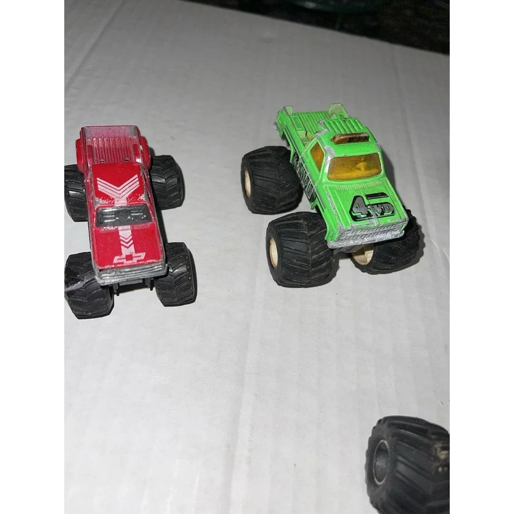 Lot Of 7 Monster Trucks Random Lot‎ Hot Wheels Marjorette
